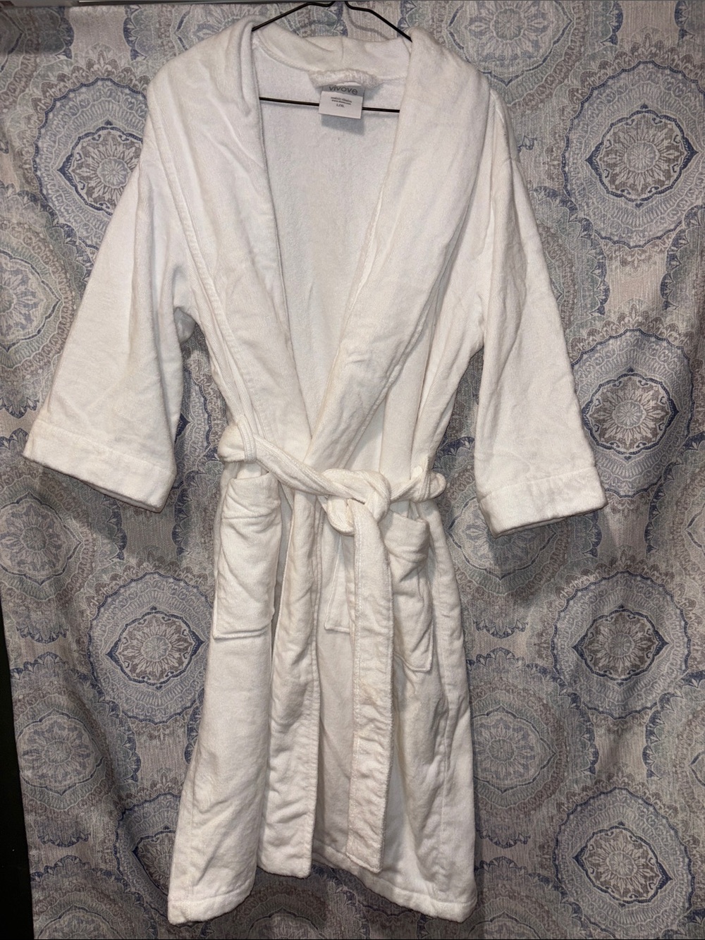 White Plush Shawl Collar Bathrobe with Belt and Pockets 100% cotton